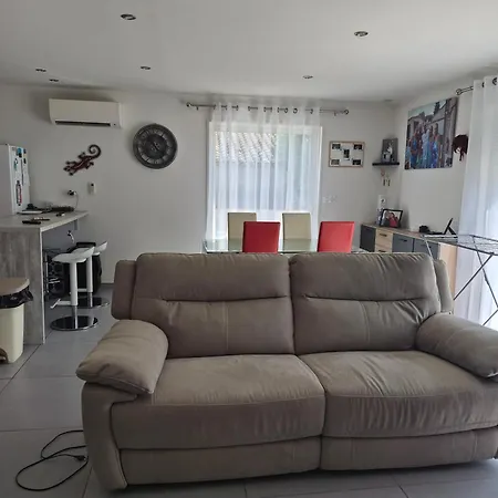 Location Ete فيلة *